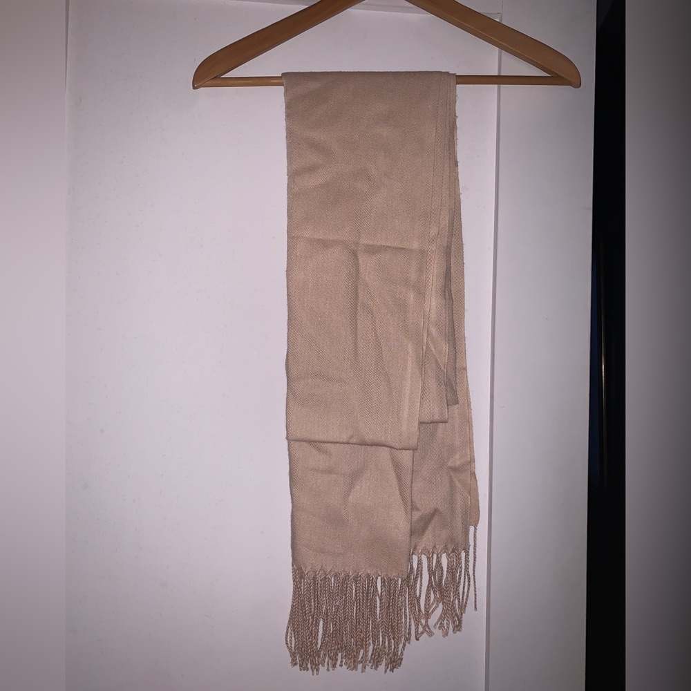 Beige pashmina scarf- never worn